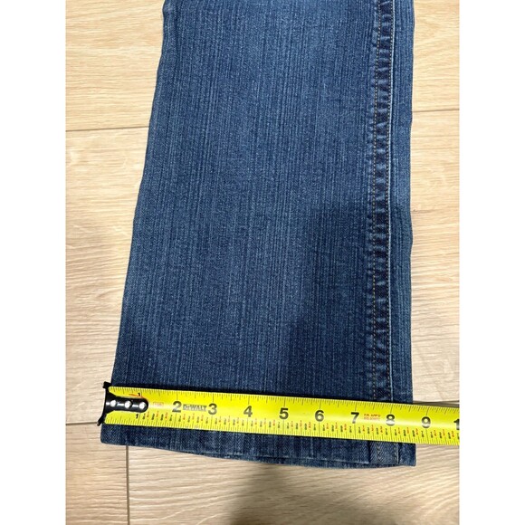 Tommy Hilfiger Women's 10 Low Rise Bootcut Jeans Stretch Medium Wash Denim - Picture 4 of 9